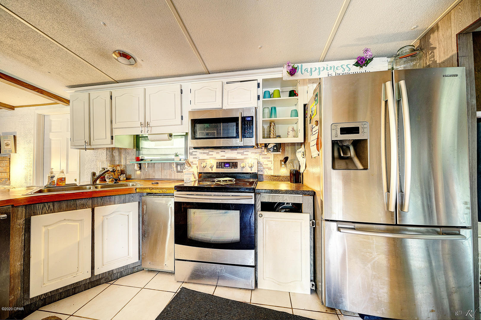 North Lagoon Oaks 7th Add - Residential