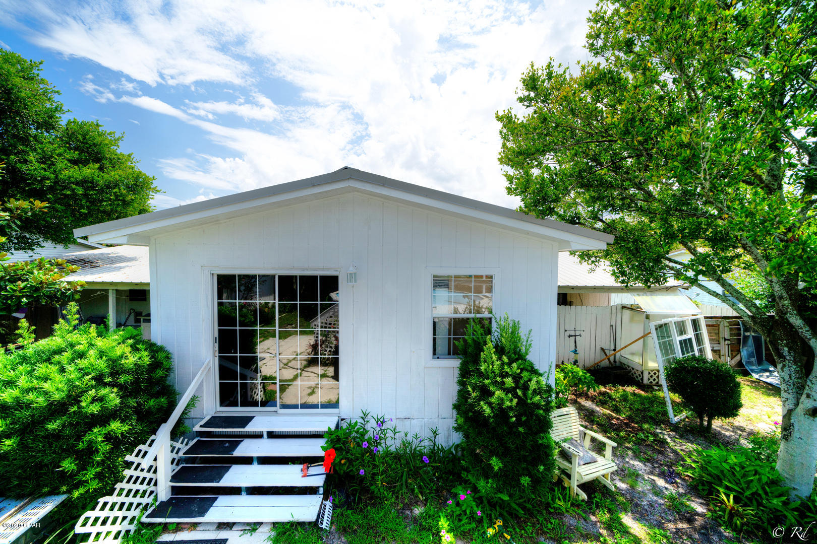 North Lagoon Oaks 7th Add - Residential