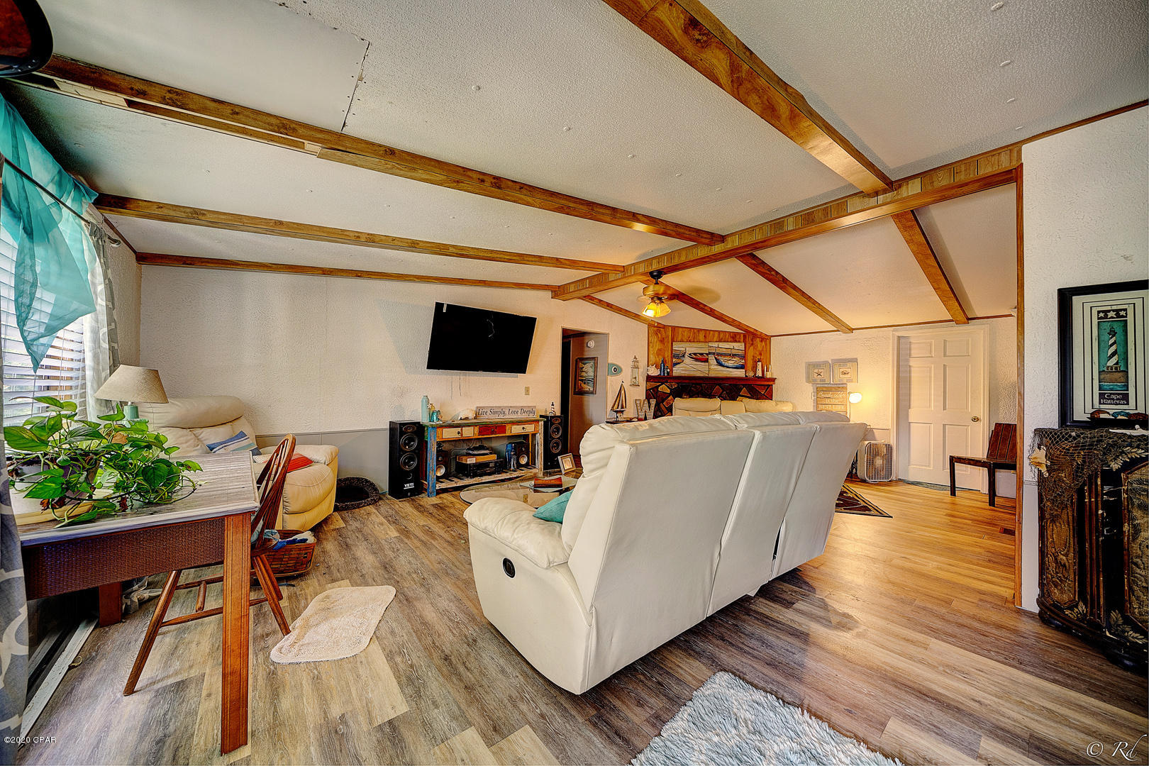 North Lagoon Oaks 7th Add - Residential