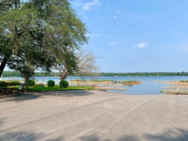 Leisure Lakes - Residential