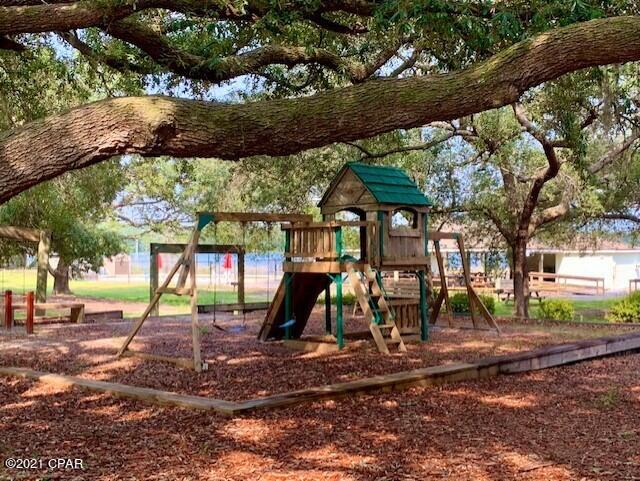 Leisure Lakes - Residential