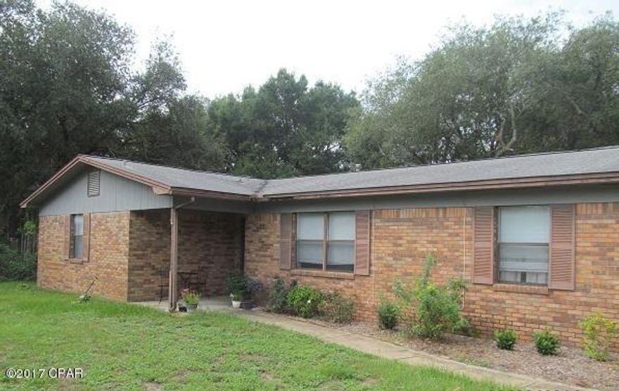 3 bedroom 2 bath home with 2 car garage, W/D hookups, all tile floors, open floor plan with wood burning fireplace, open deck, privacy fenced backyard.  This home is close to TAFB, shopping and schools. 

Non working lawn pump!

Electric & Natural Gas