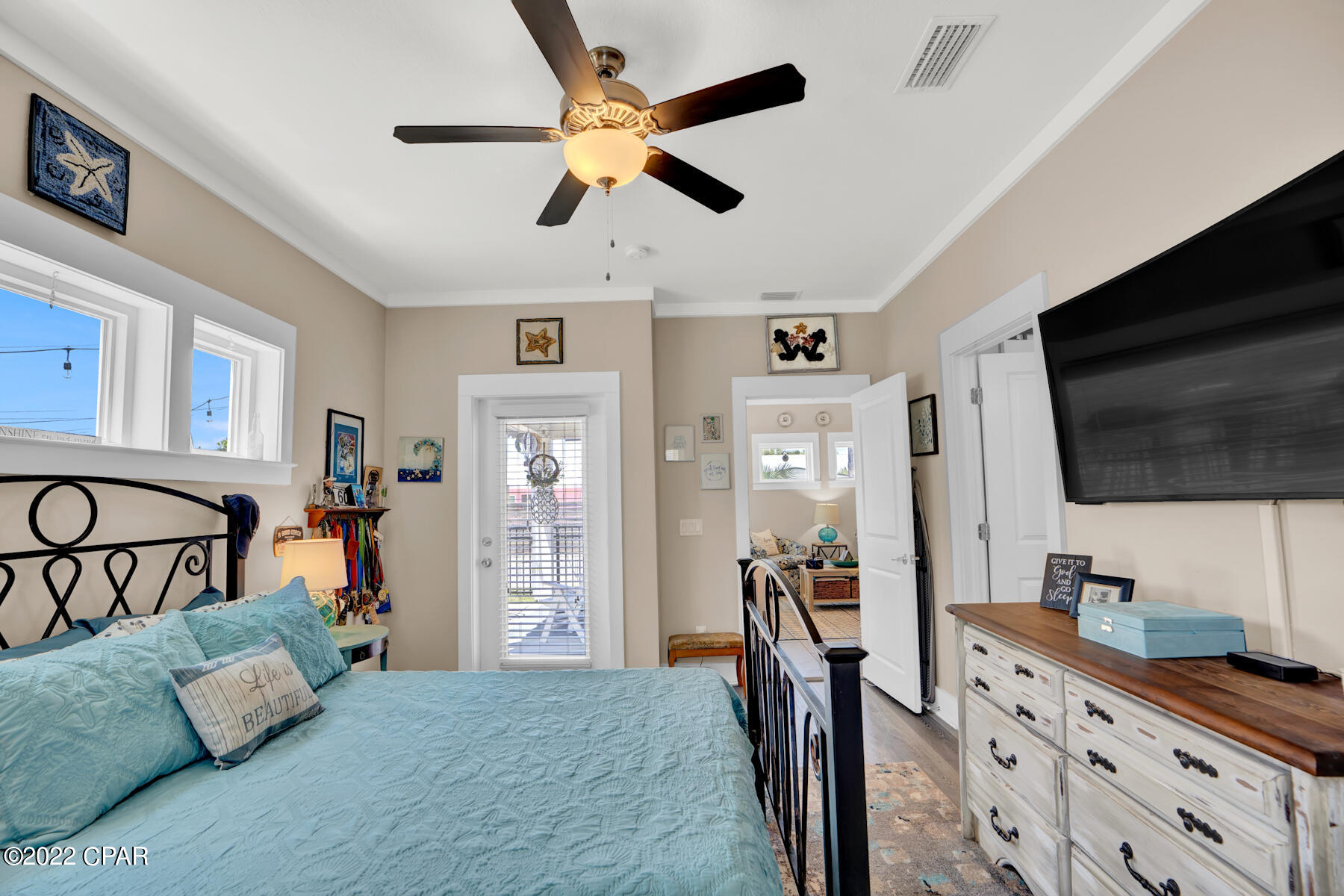 Shorewalk - Residential