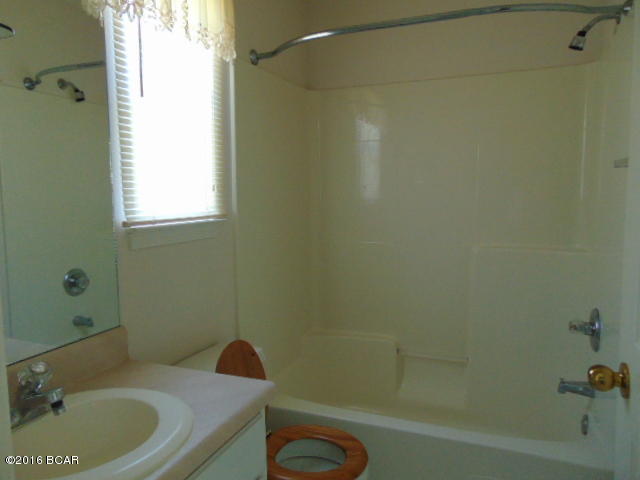 Pine Tree Place Unit 1 - Residential Lease