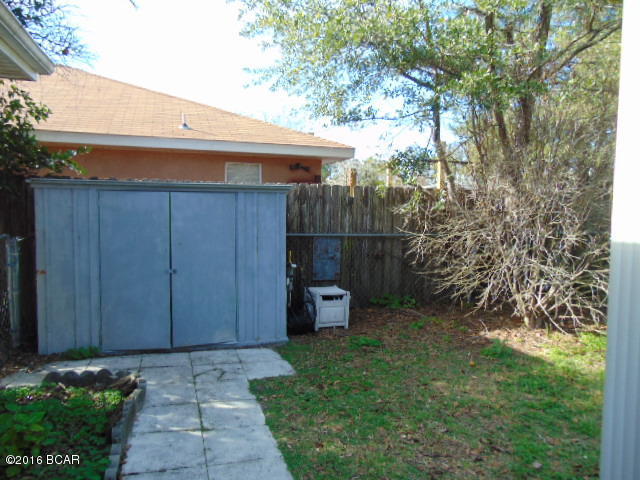 Pine Tree Place Unit 1 - Residential Lease