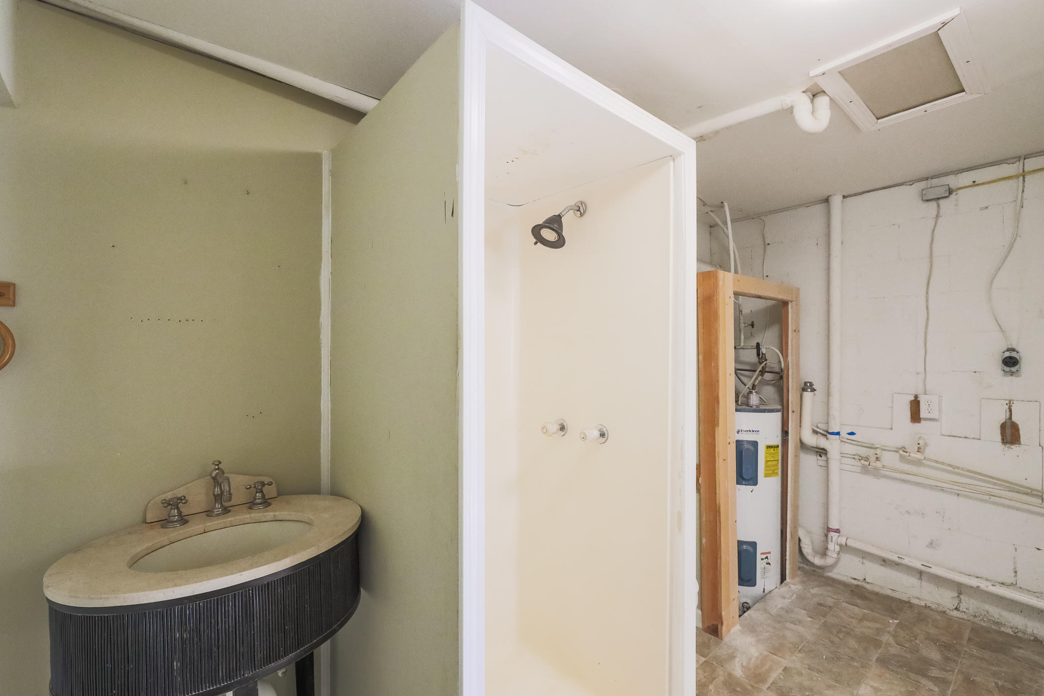 Biltmore Beach 1st Add - Residential