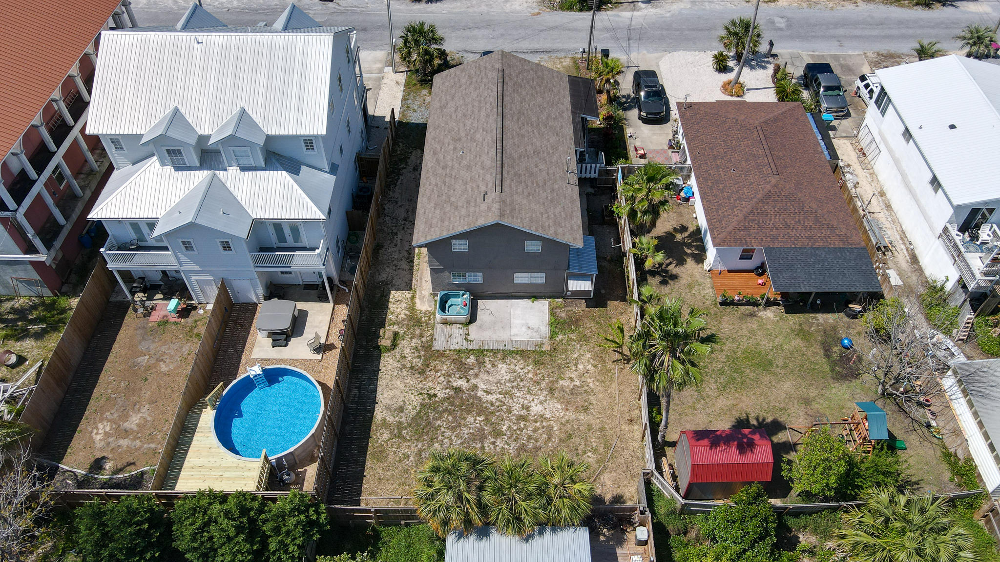 Biltmore Beach 1st Add - Residential