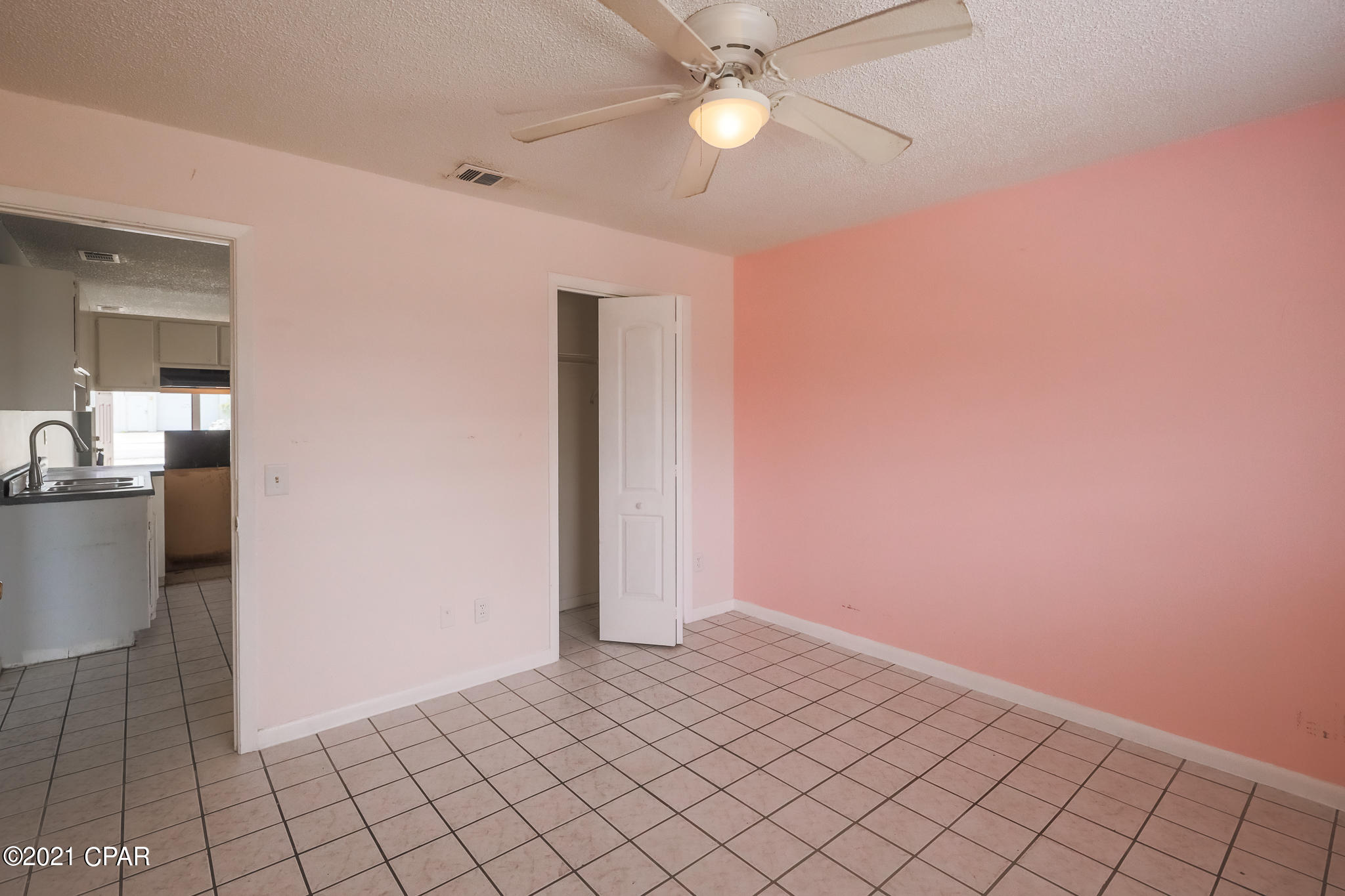 Biltmore Beach 1st Add - Residential