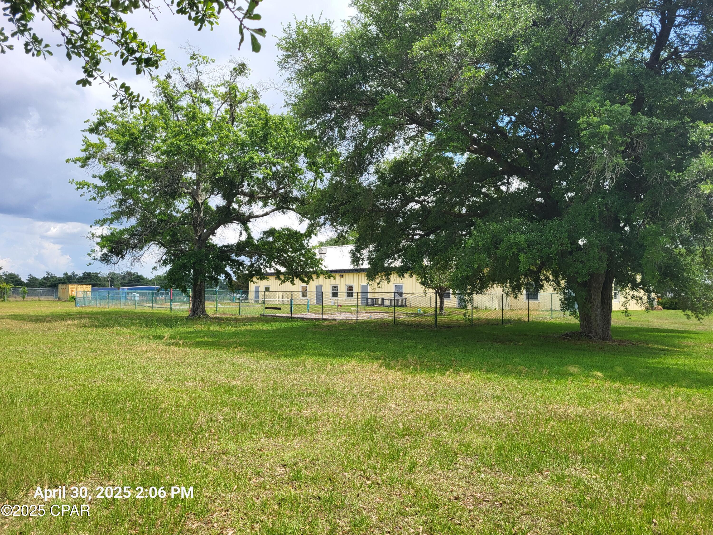 [No Recorded Subdiv] - Commercial Sale