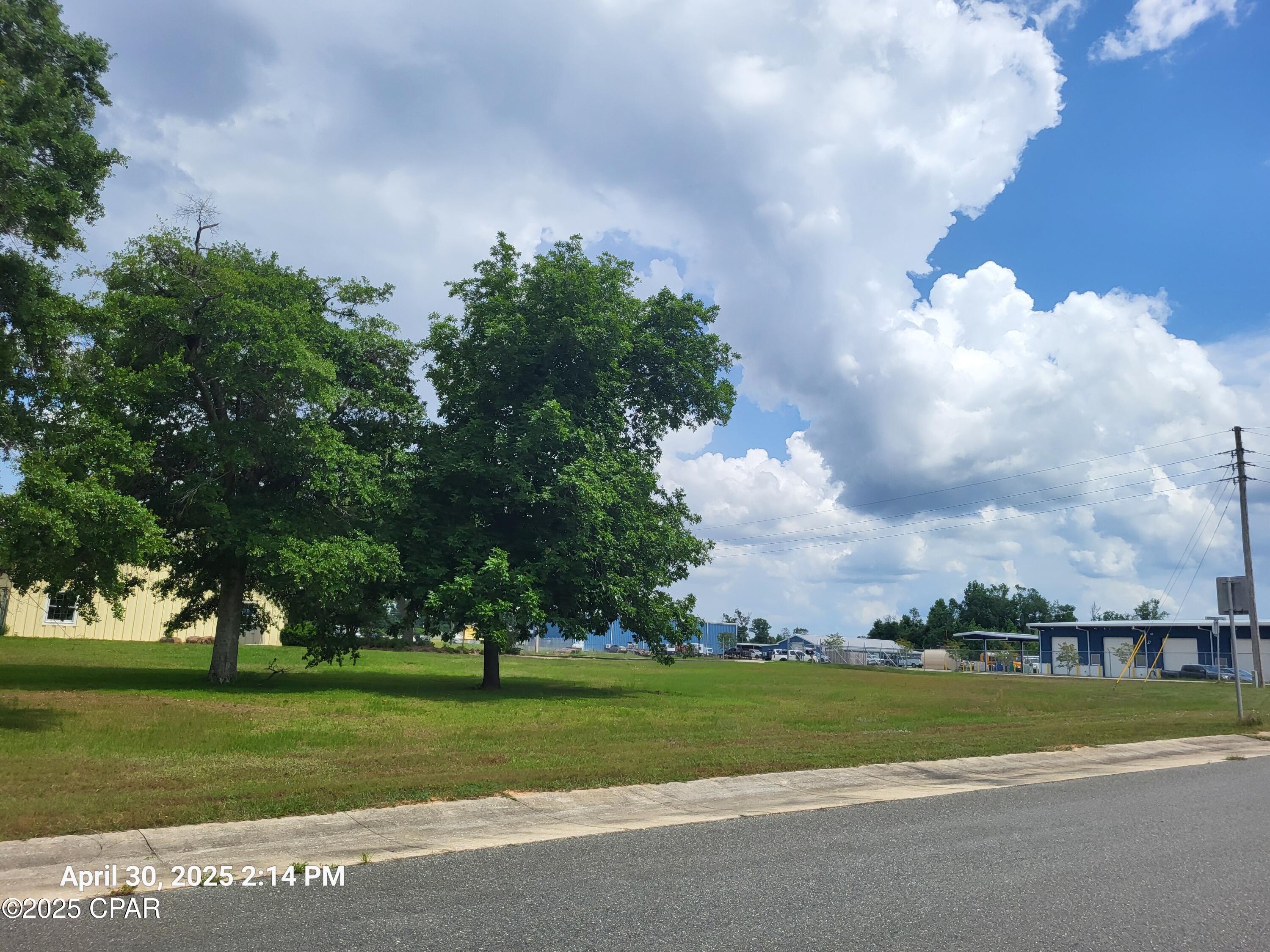 [No Recorded Subdiv] - Commercial Sale