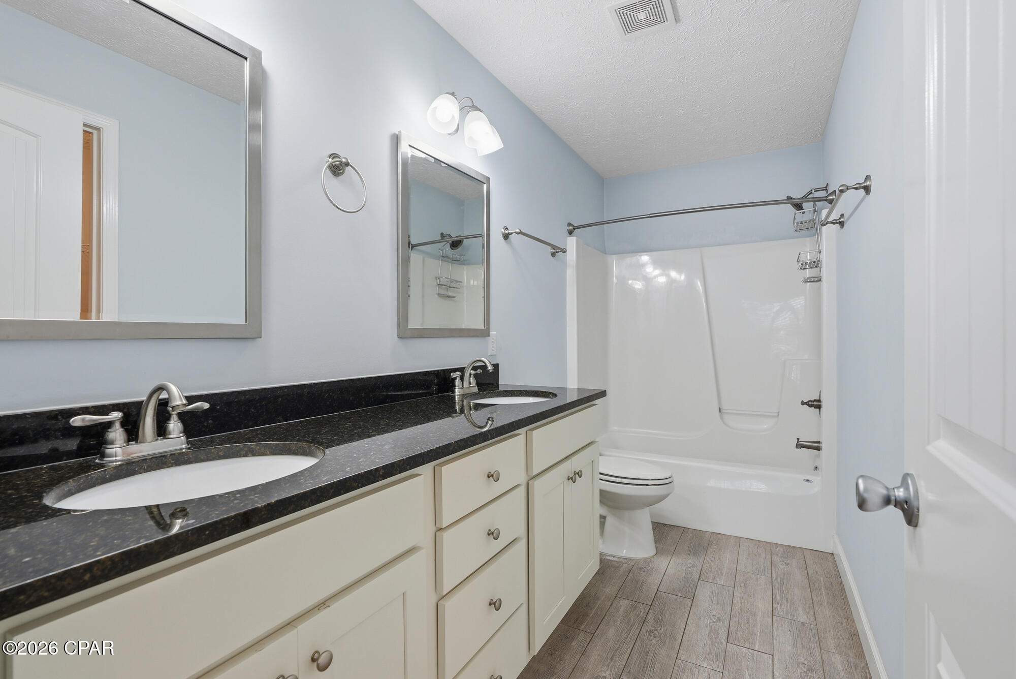 Causeway Manor - Residential