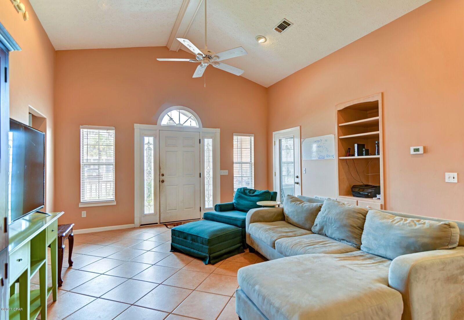 Bid-A-Wee North 1st Add - Residential