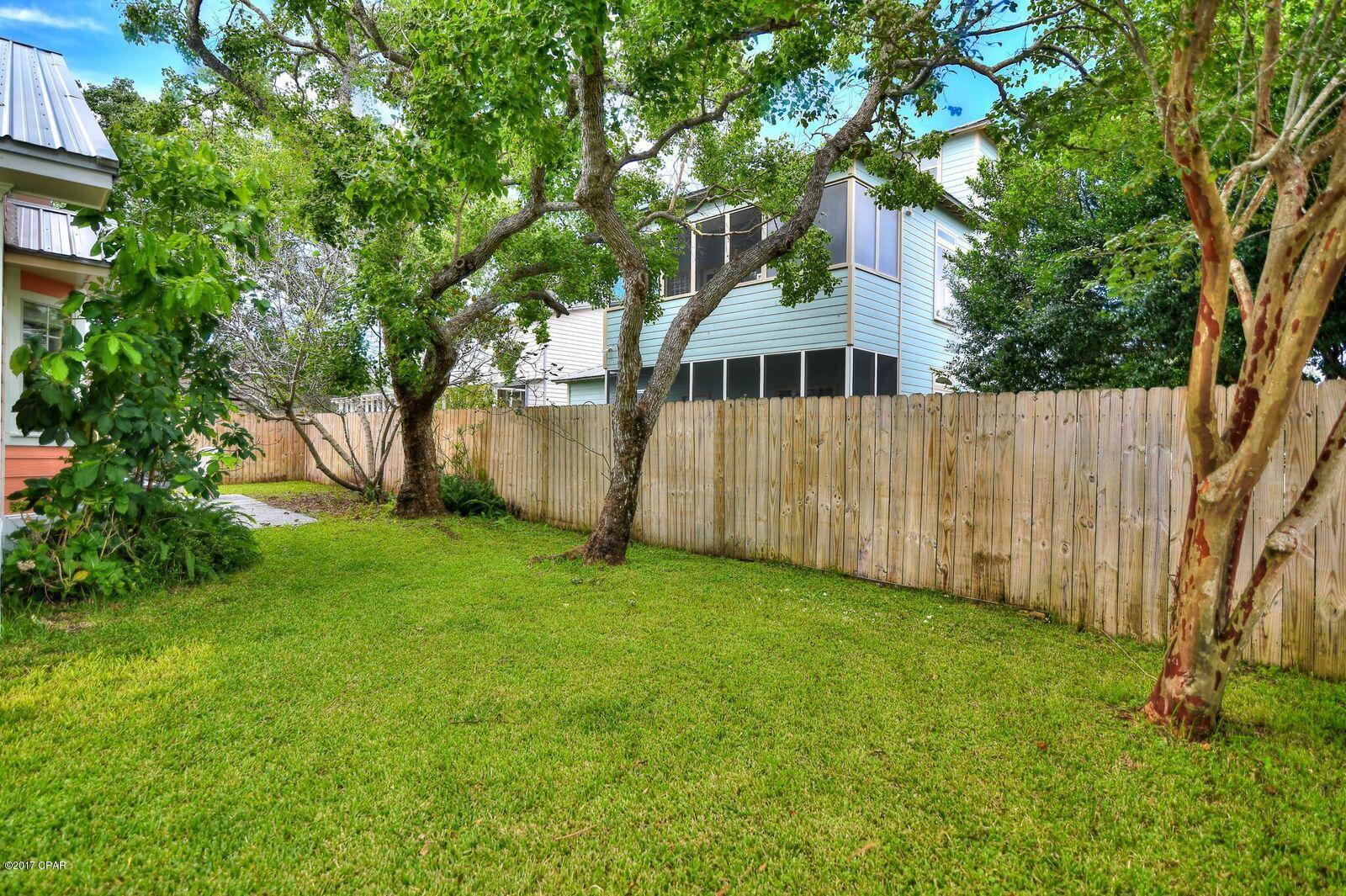 Bid-A-Wee North 1st Add - Residential