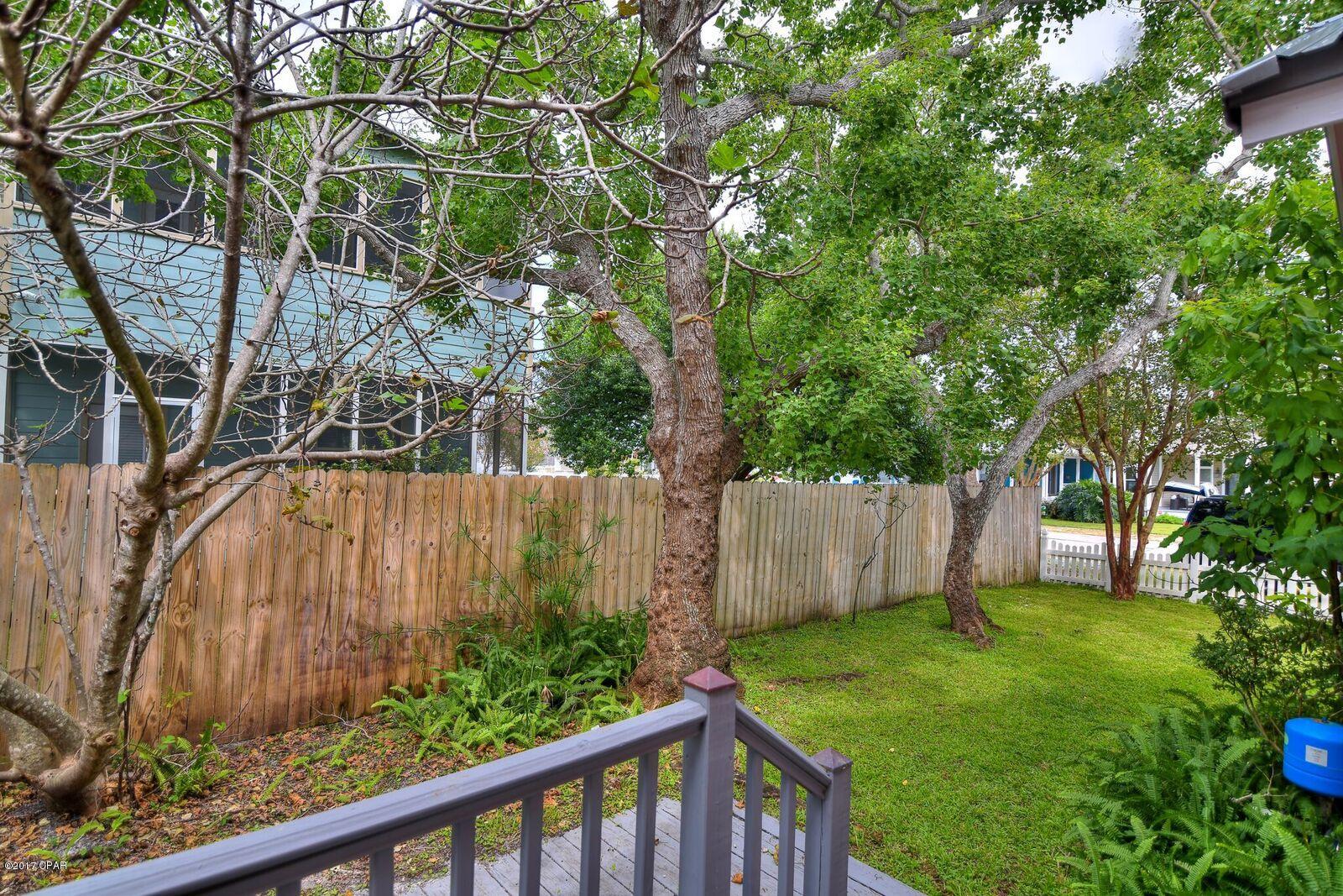 Bid-A-Wee North 1st Add - Residential