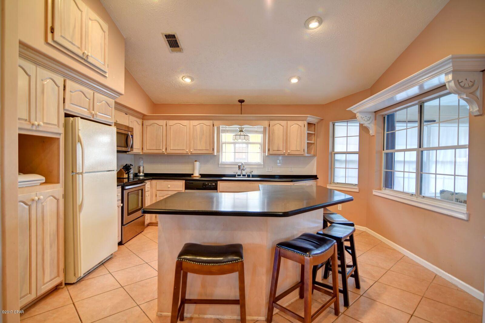 Bid-A-Wee North 1st Add - Residential