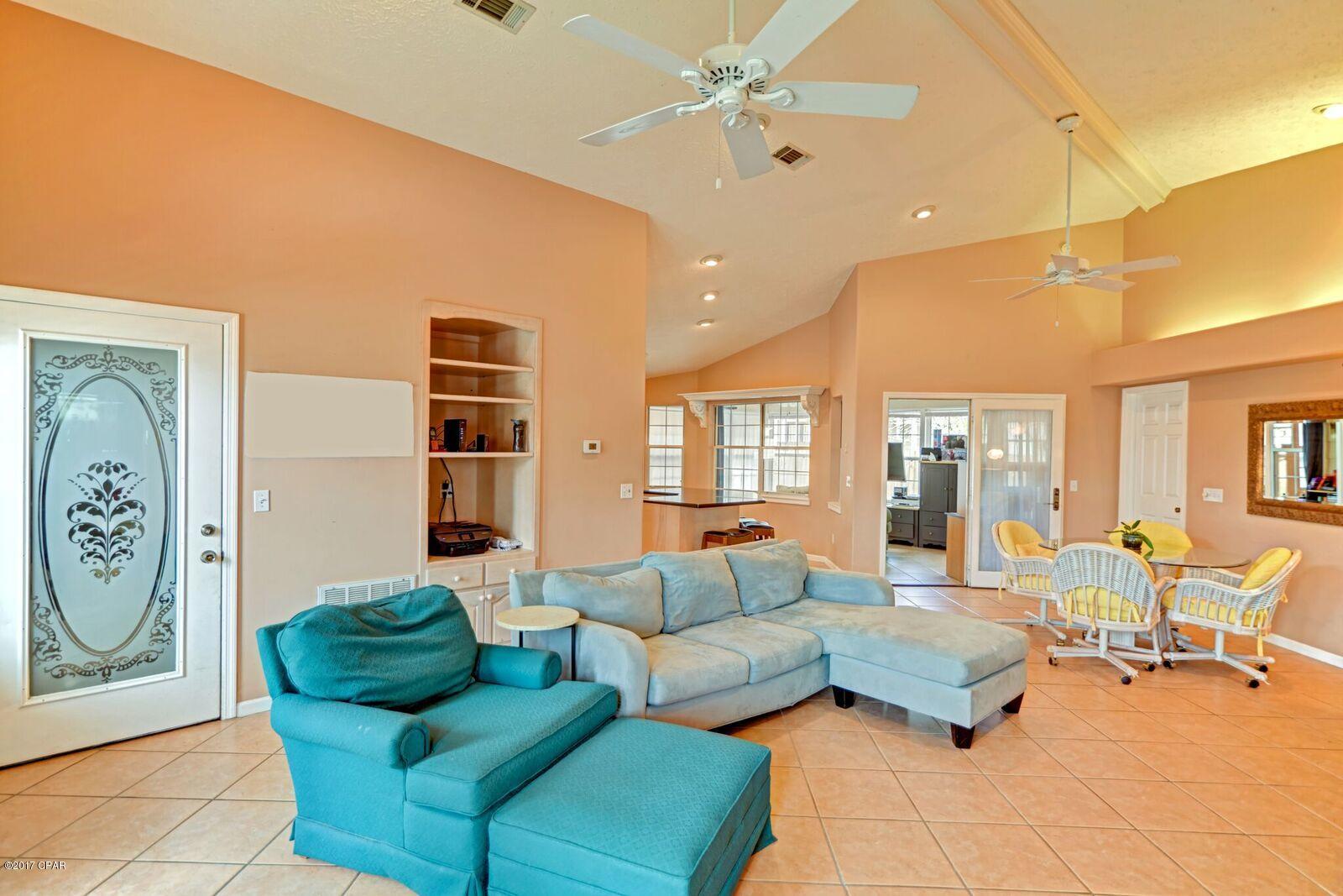 Bid-A-Wee North 1st Add - Residential