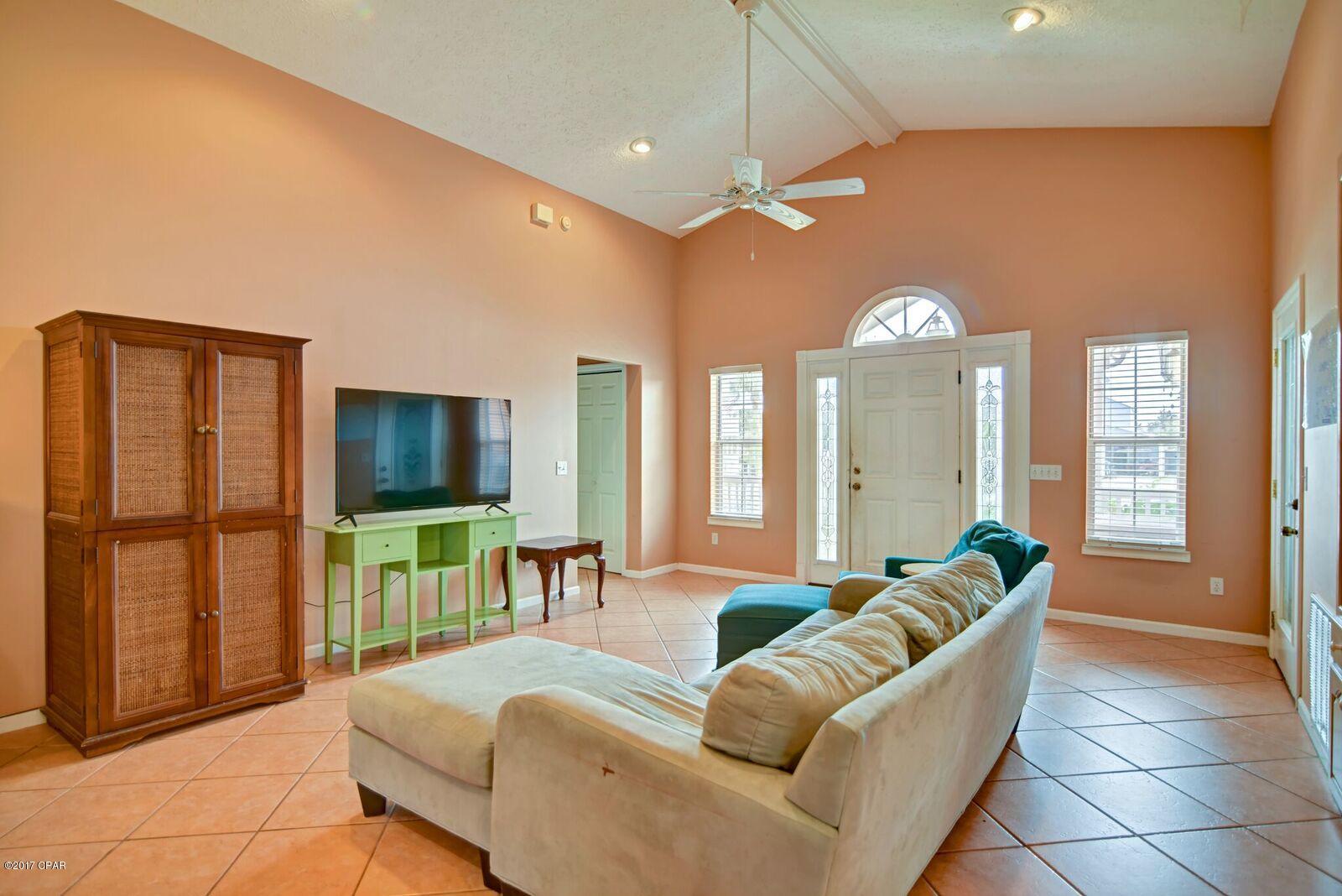 Bid-A-Wee North 1st Add - Residential