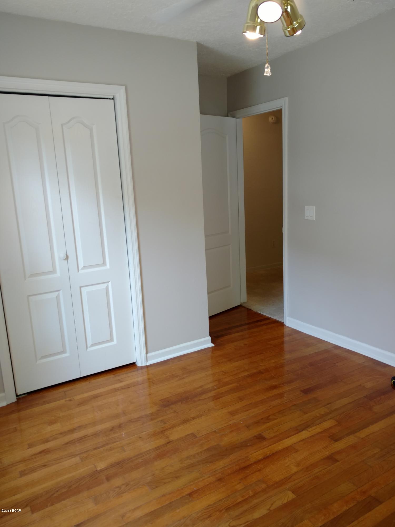 Oakland Terrace Add - Residential