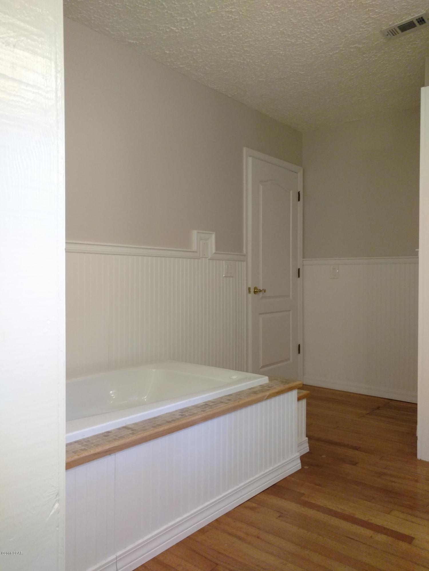 Oakland Terrace Add - Residential