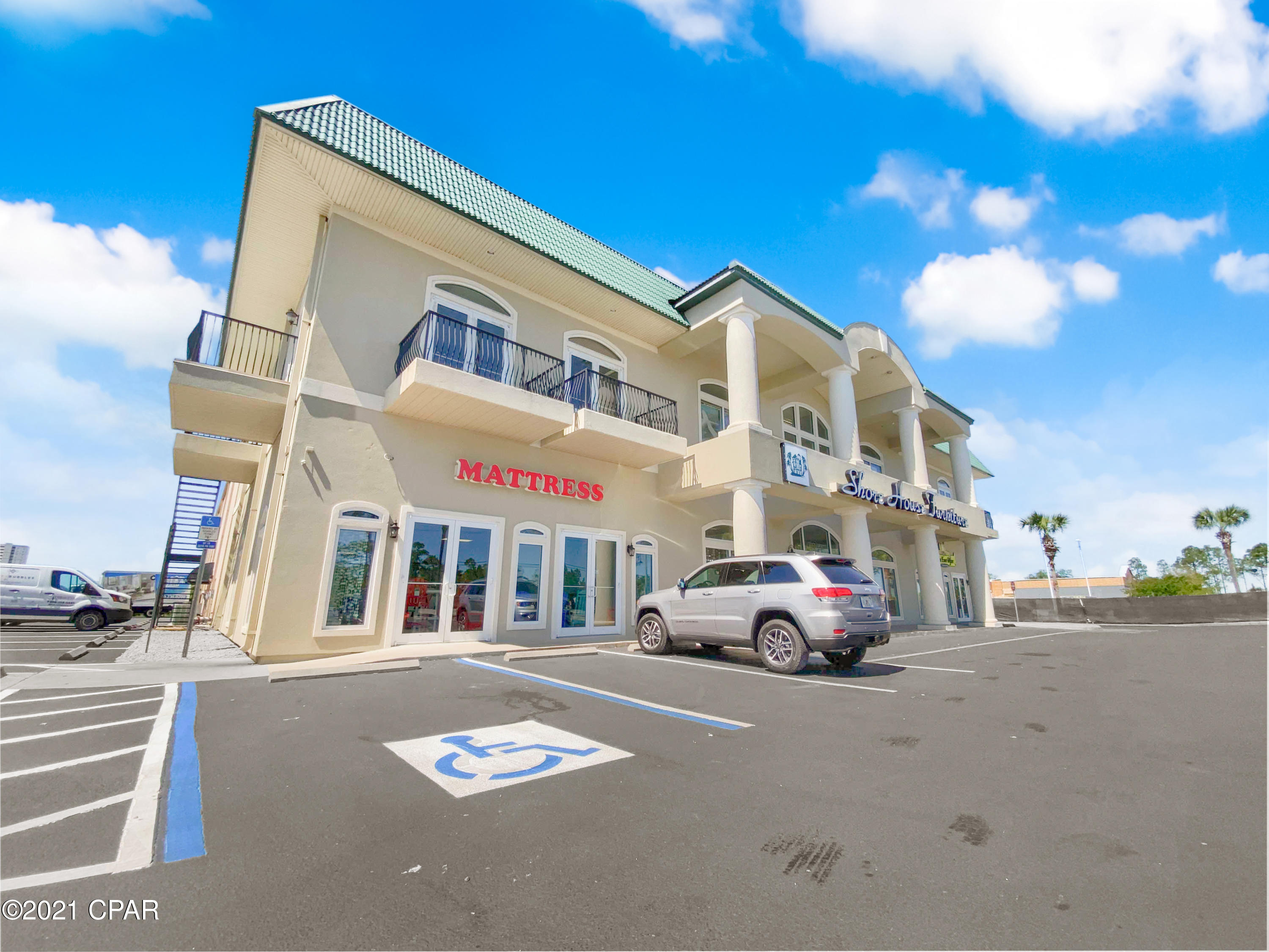 [No Recorded Subdiv] - Commercial Sale