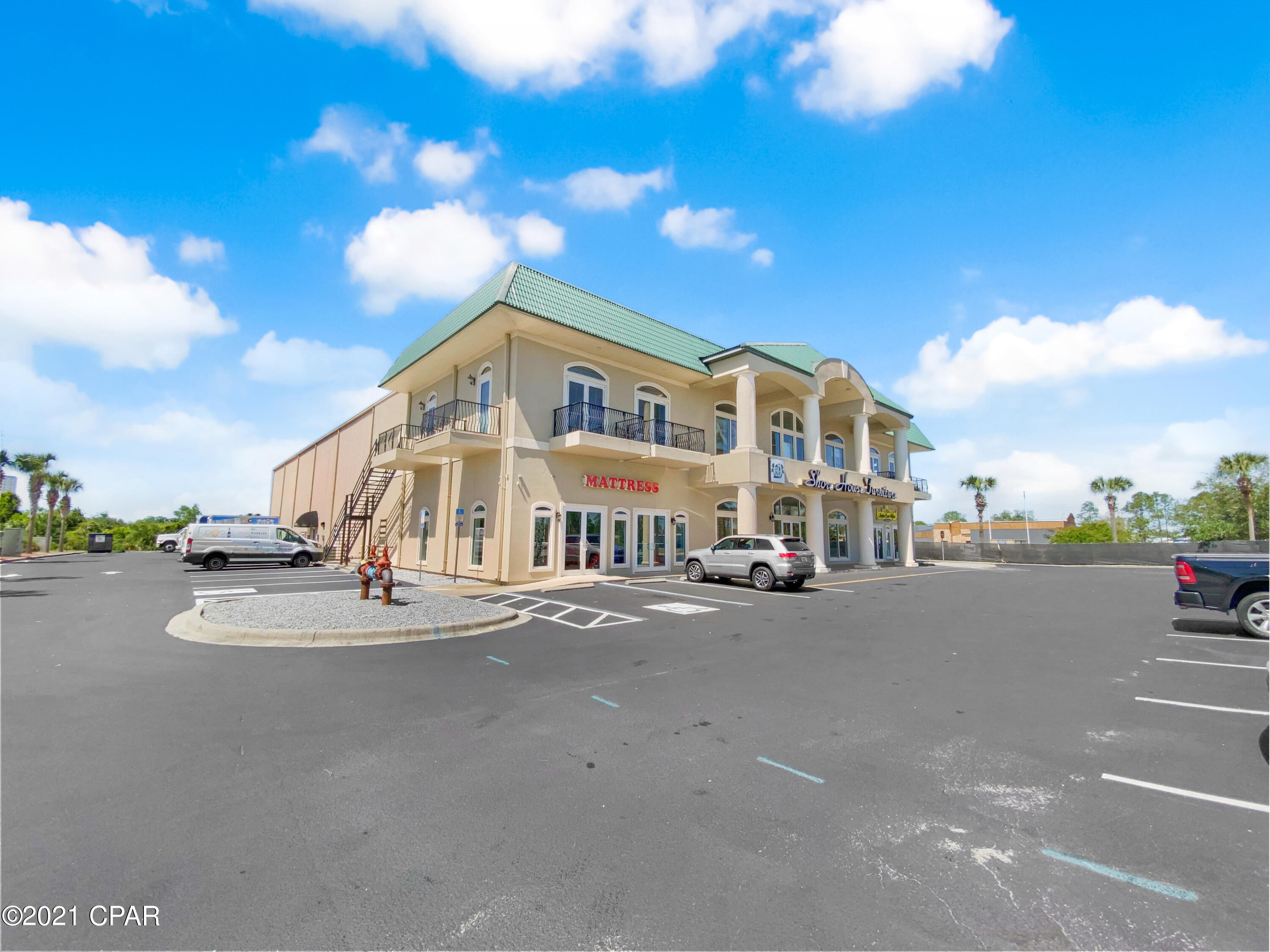 [No Recorded Subdiv] - Commercial Sale