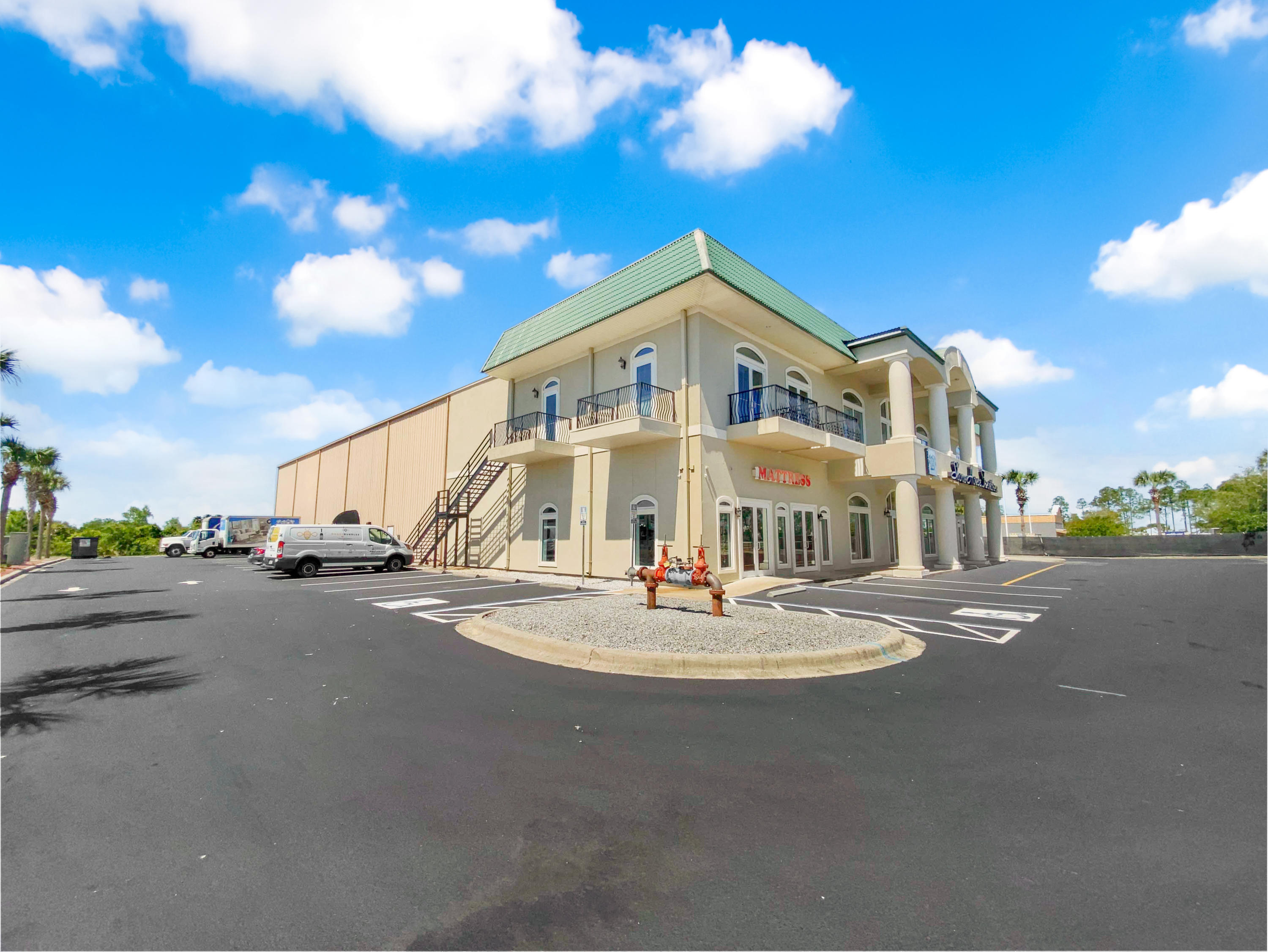 [No Recorded Subdiv] - Commercial Sale