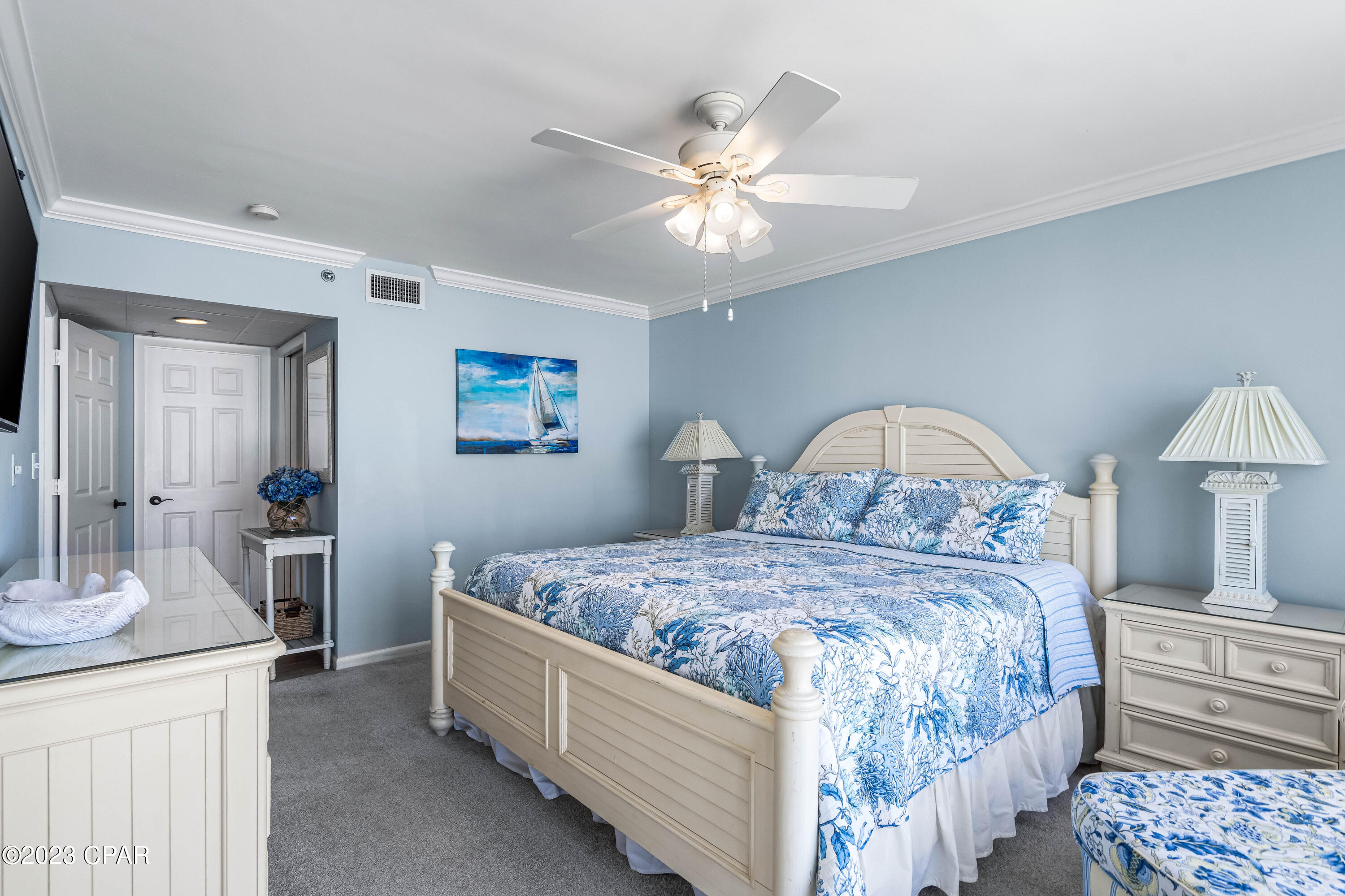 Long Beach Towers I - Residential