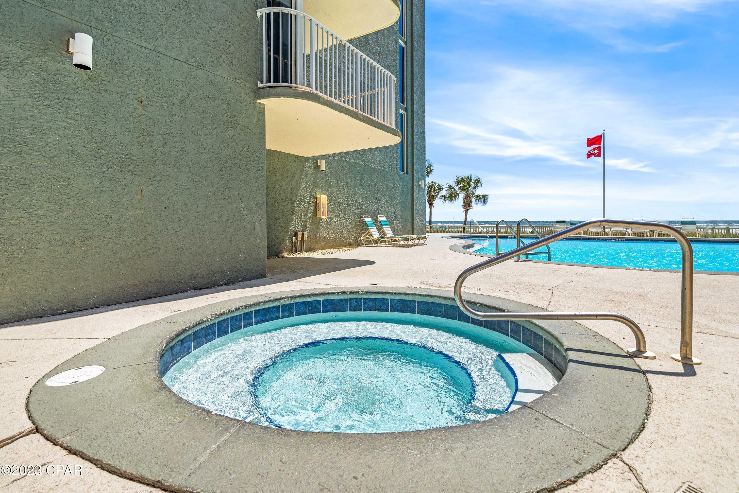 Long Beach Towers I - Residential