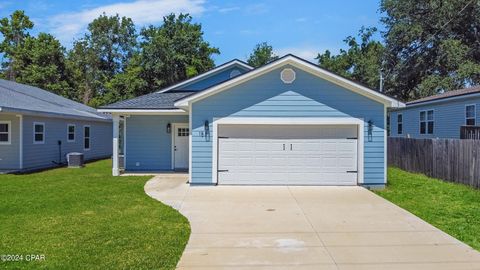 A home in Wewahitchka