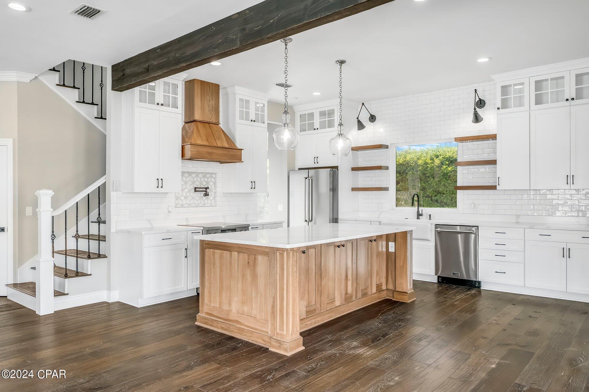 Kings Point Harbour U-I Replat - Residential