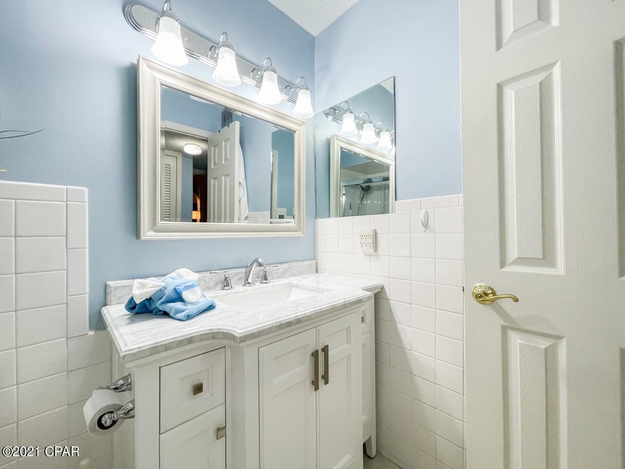 Regency Towers - Residential