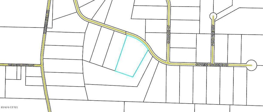 This is a growing subdivision.  Great to be away from the hustle but near enough to shop.   Great lots with plenty of room for livestock.

Owners can hunt on their property but cannot lease property to other hunters according to seller.