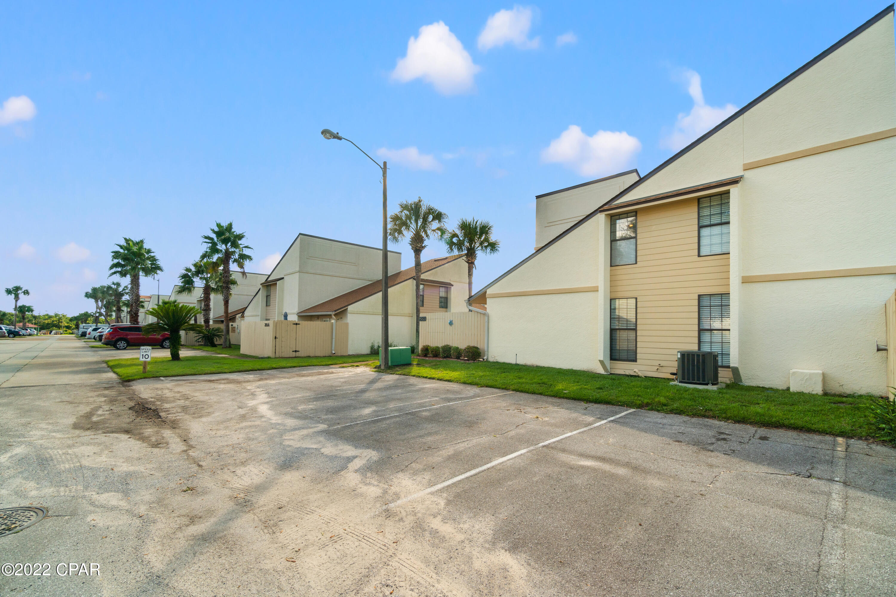 Horizon South Townhouses - Residential