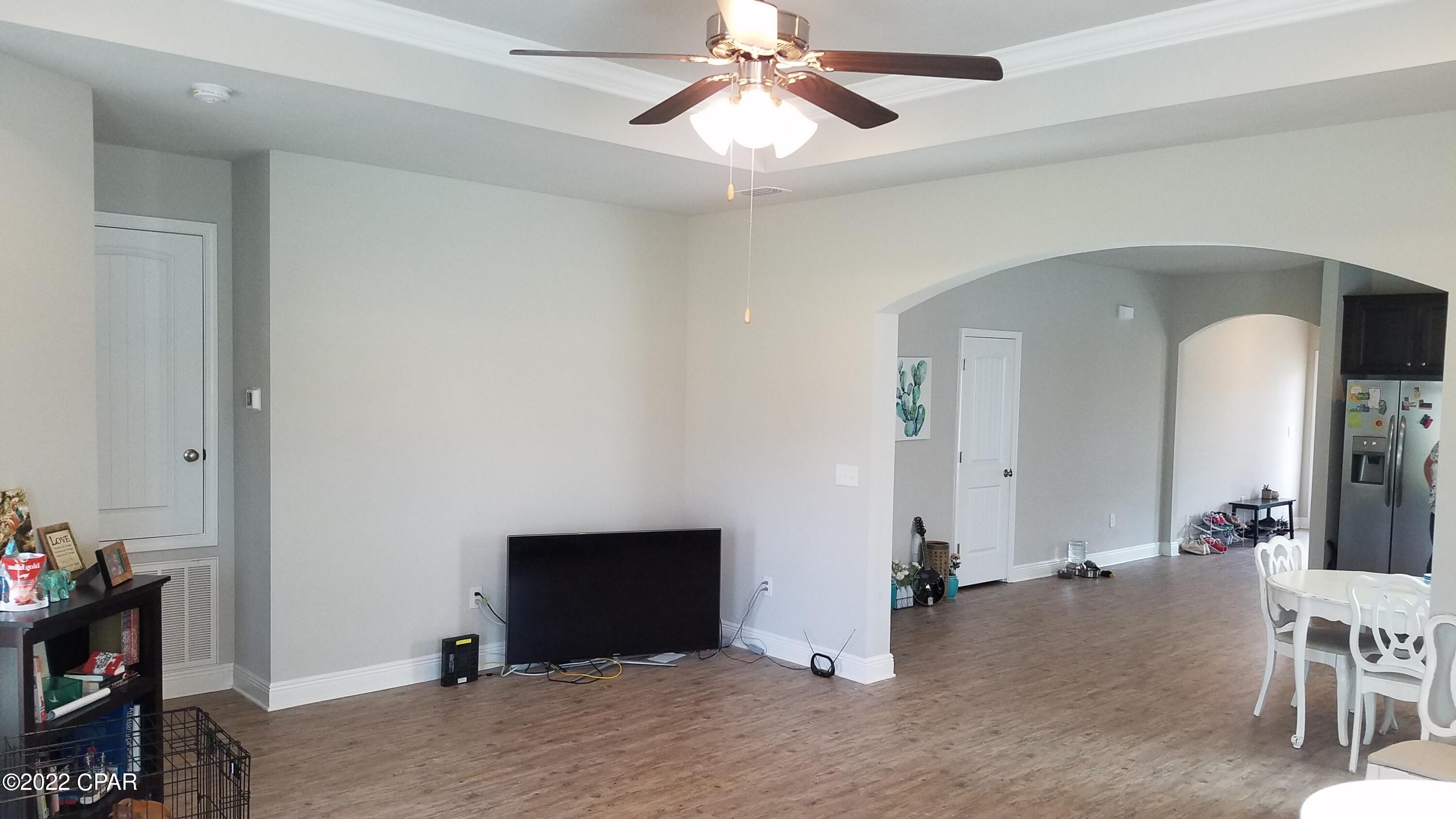 Village Of Mill Bayou/Shoreline Village Ph 1A - Residential Lease