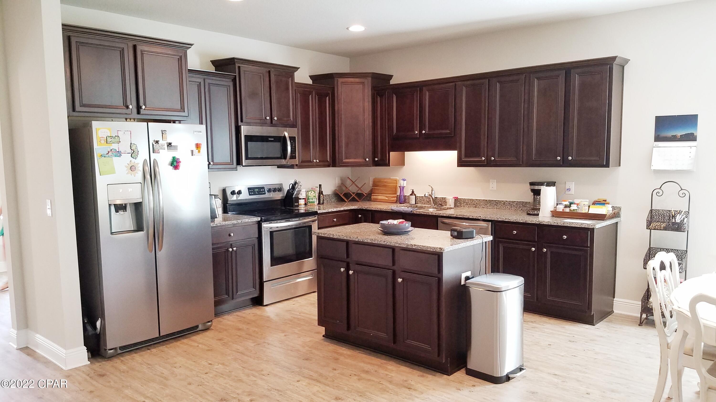 Village Of Mill Bayou/Shoreline Village Ph 1A - Residential Lease