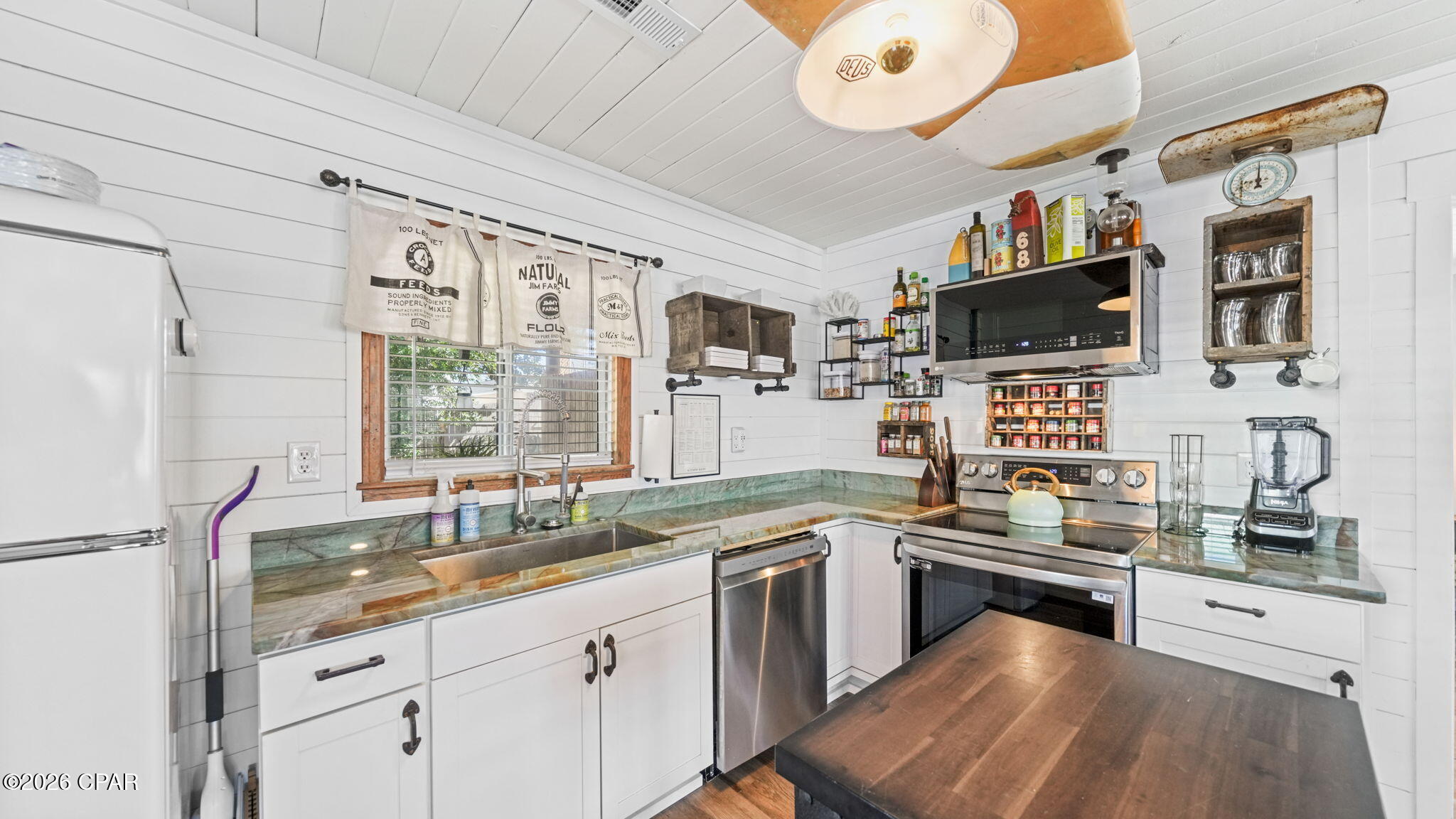 Hearns Add-Bahama Bch - Residential