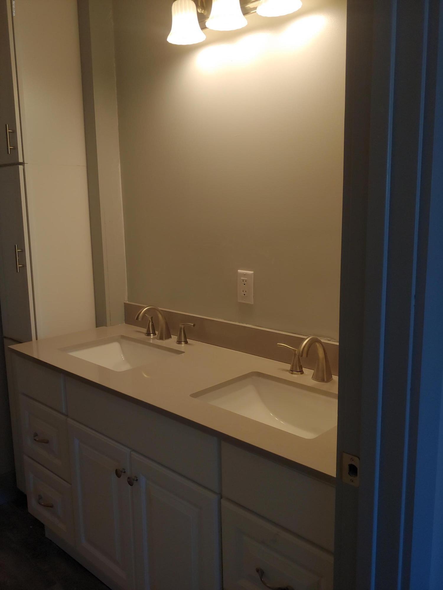 Oakland Terrace Add - Residential