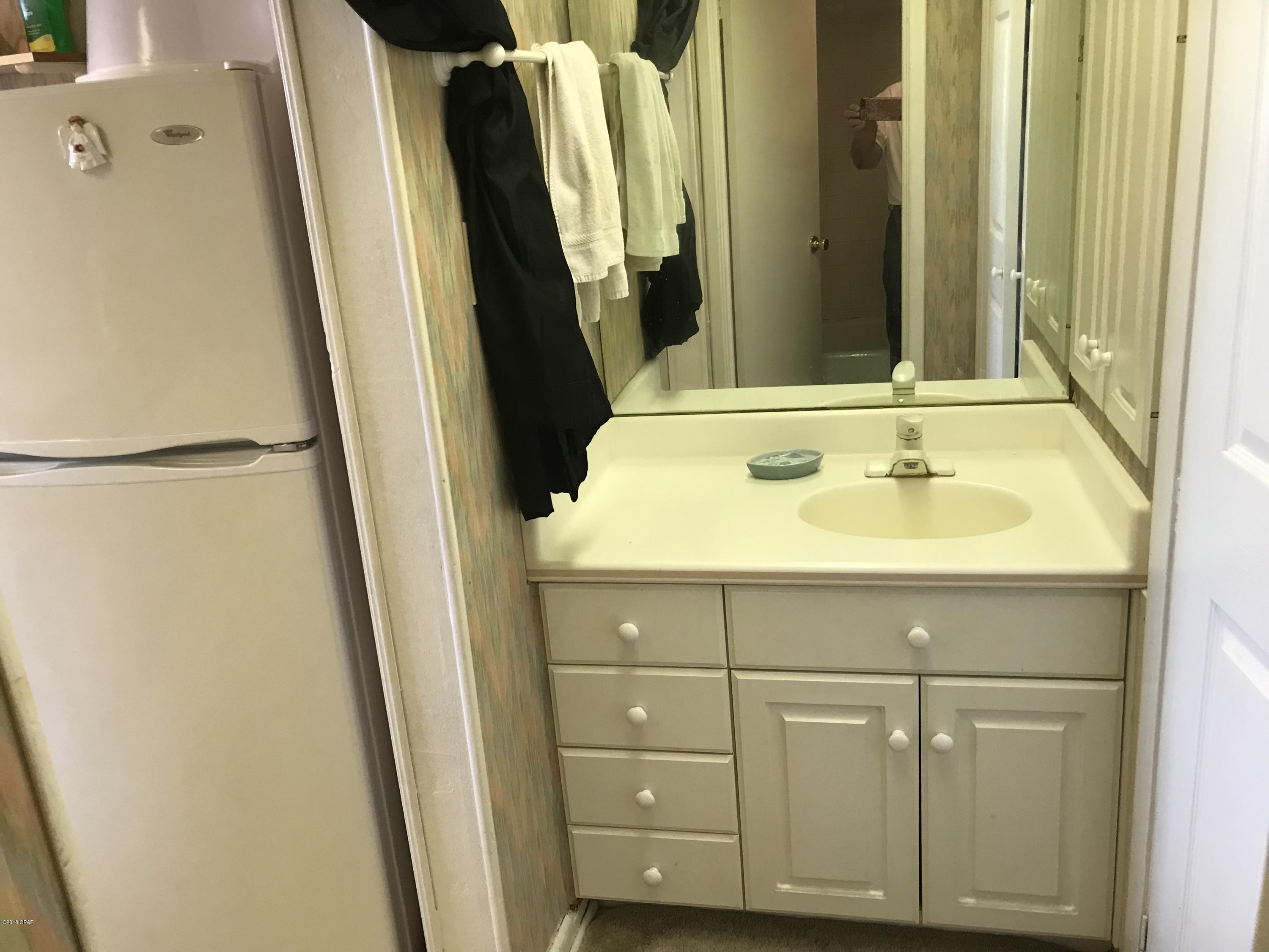 Fontainebleau Terrace - Residential