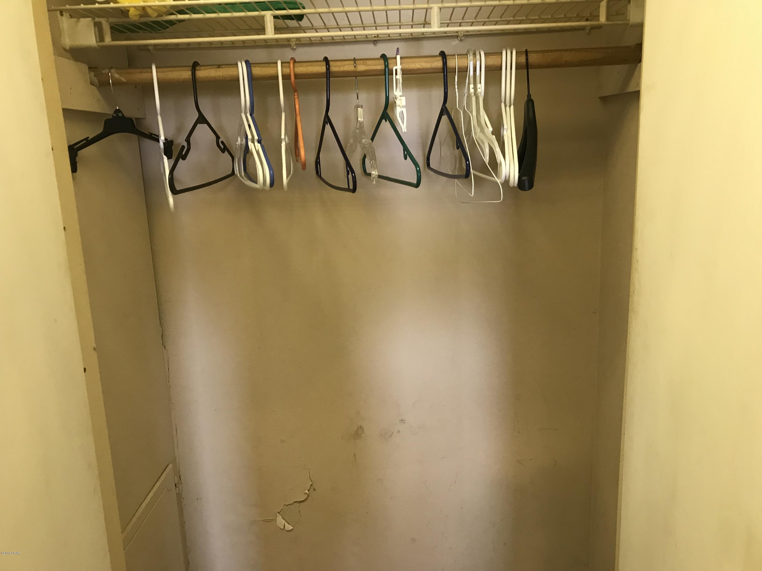 Fontainebleau Terrace - Residential