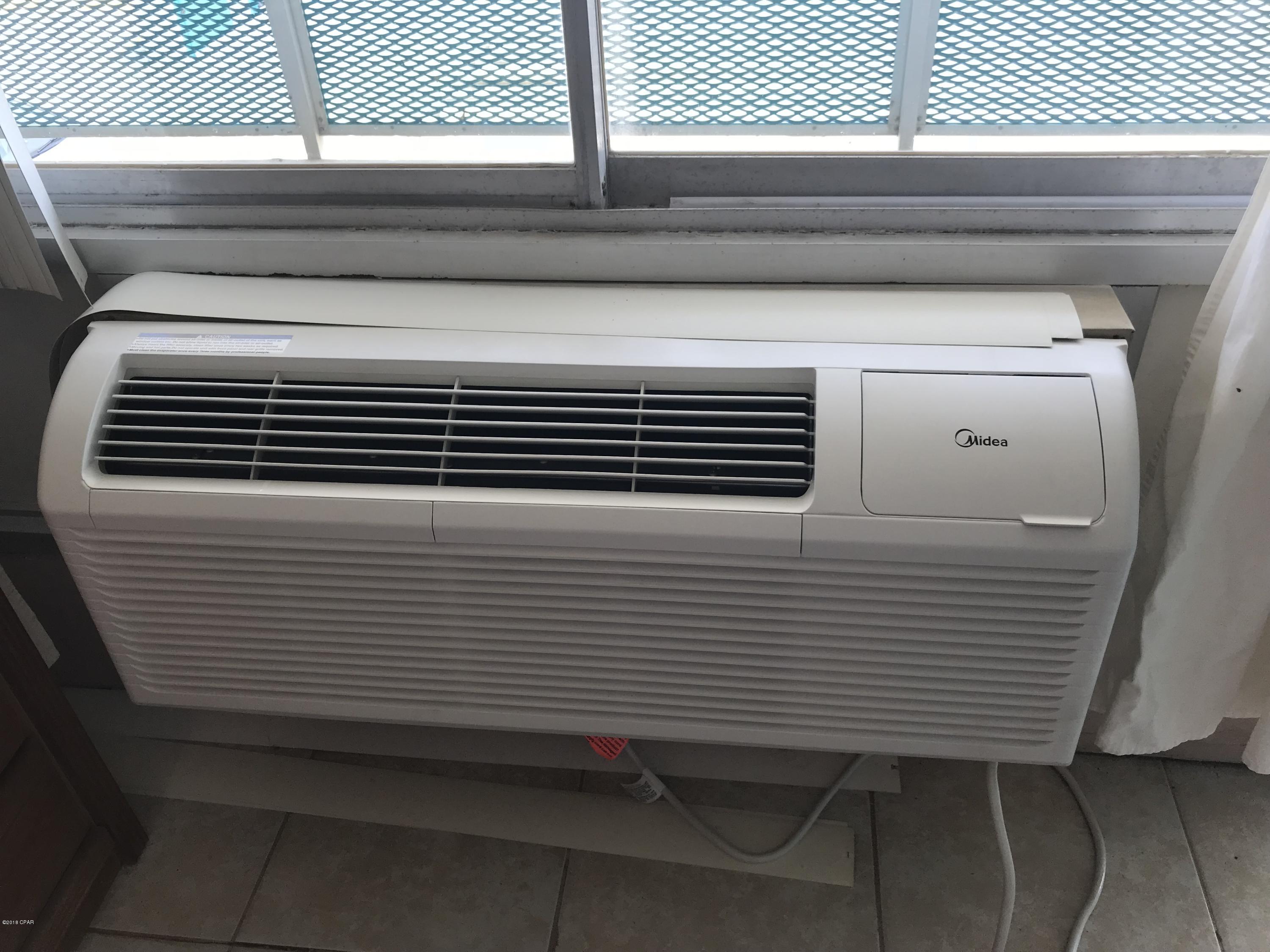 Fontainebleau Terrace - Residential