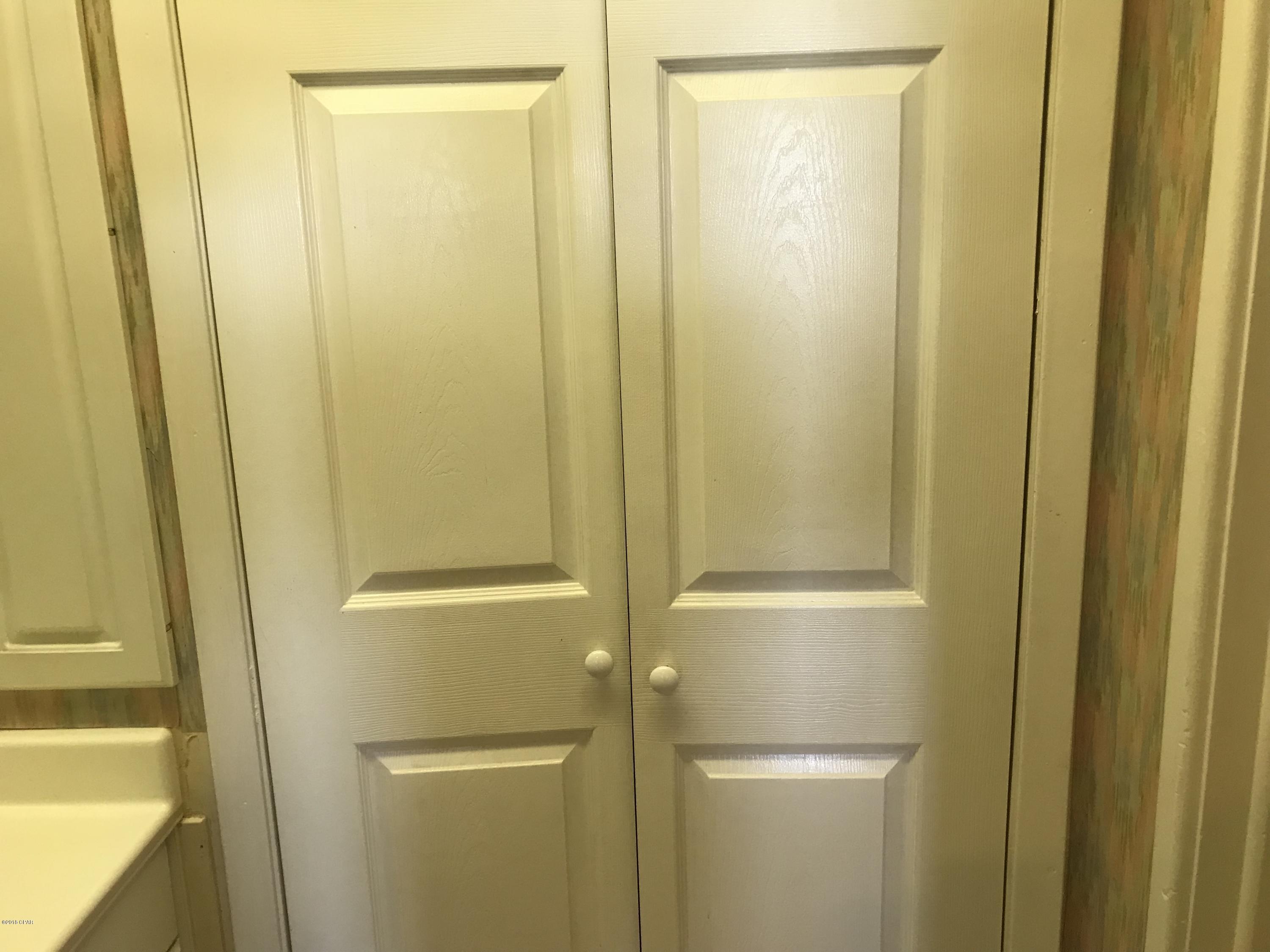 Fontainebleau Terrace - Residential