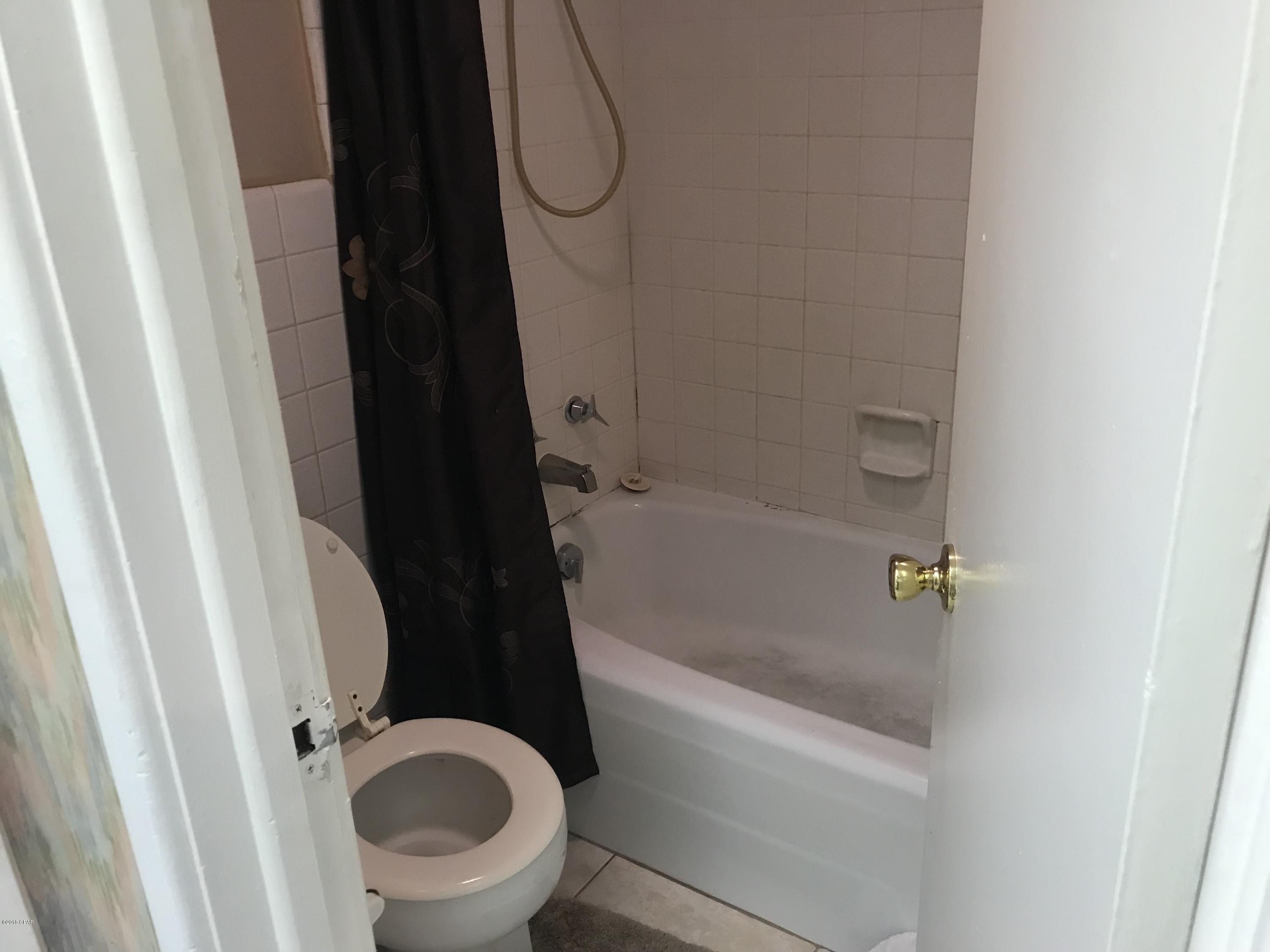 Fontainebleau Terrace - Residential