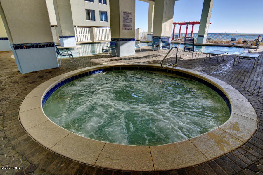 Majestic Beach Tower I - Residential