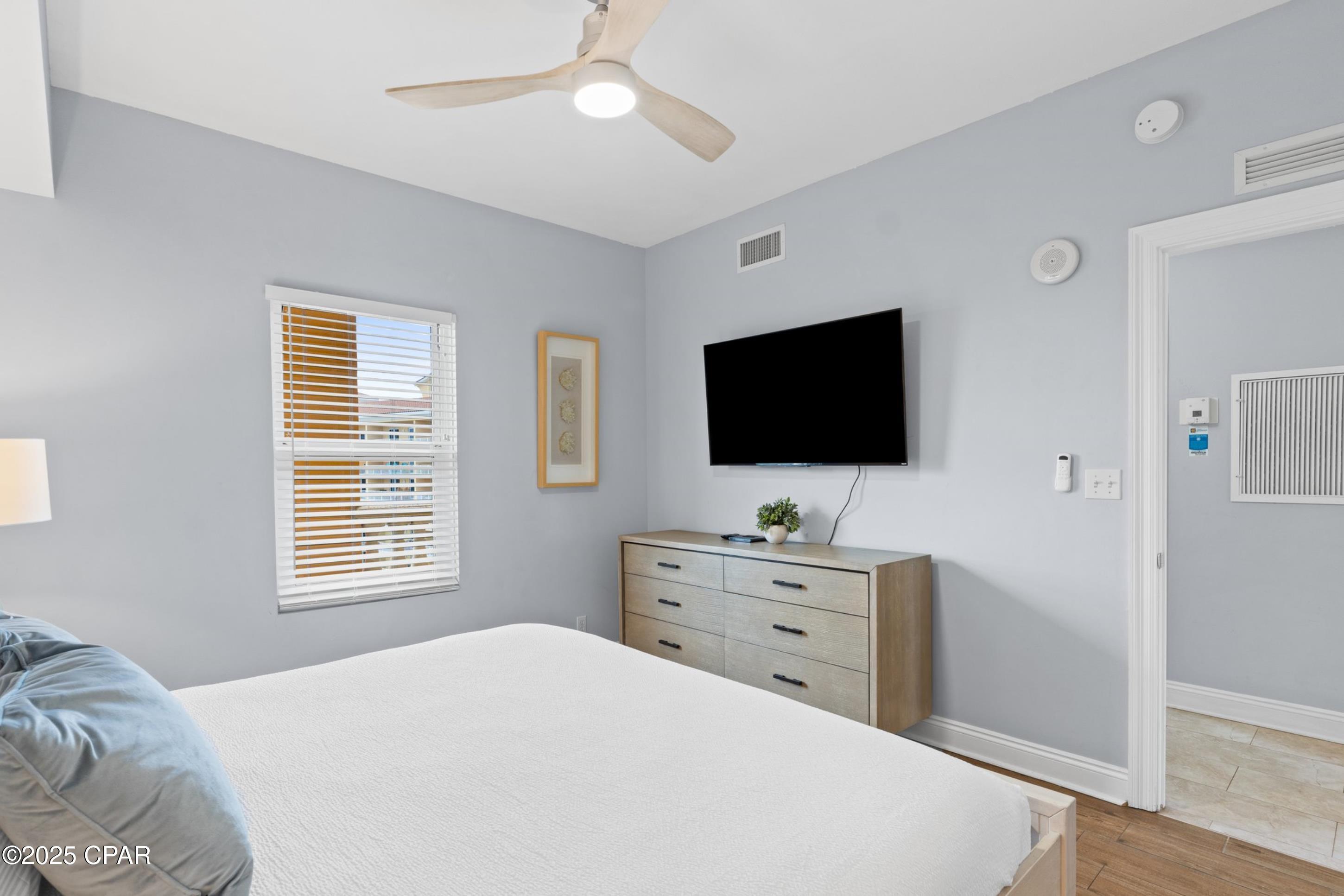 Calypso Towers II - Residential