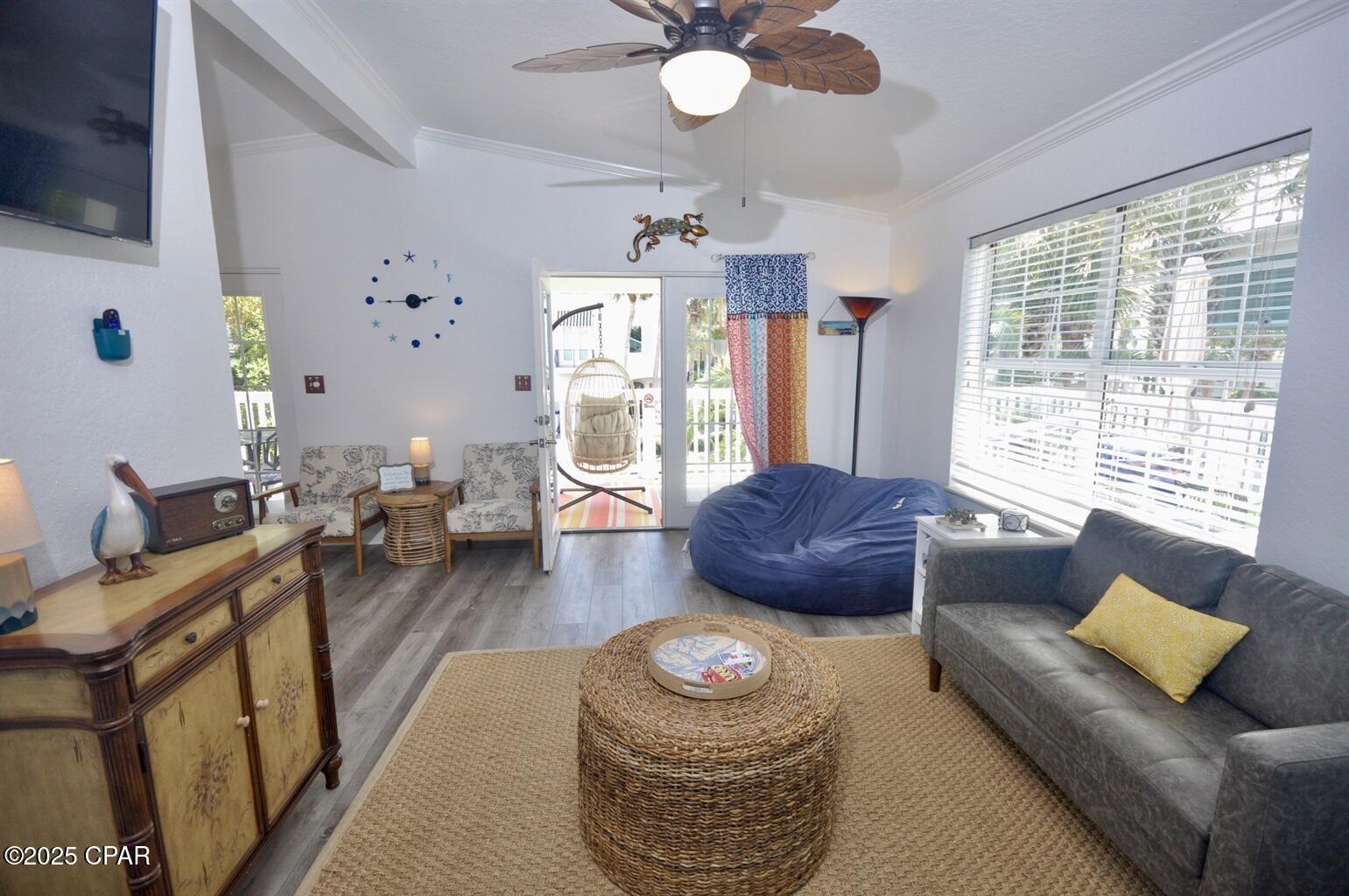 Frangista Beach - Residential