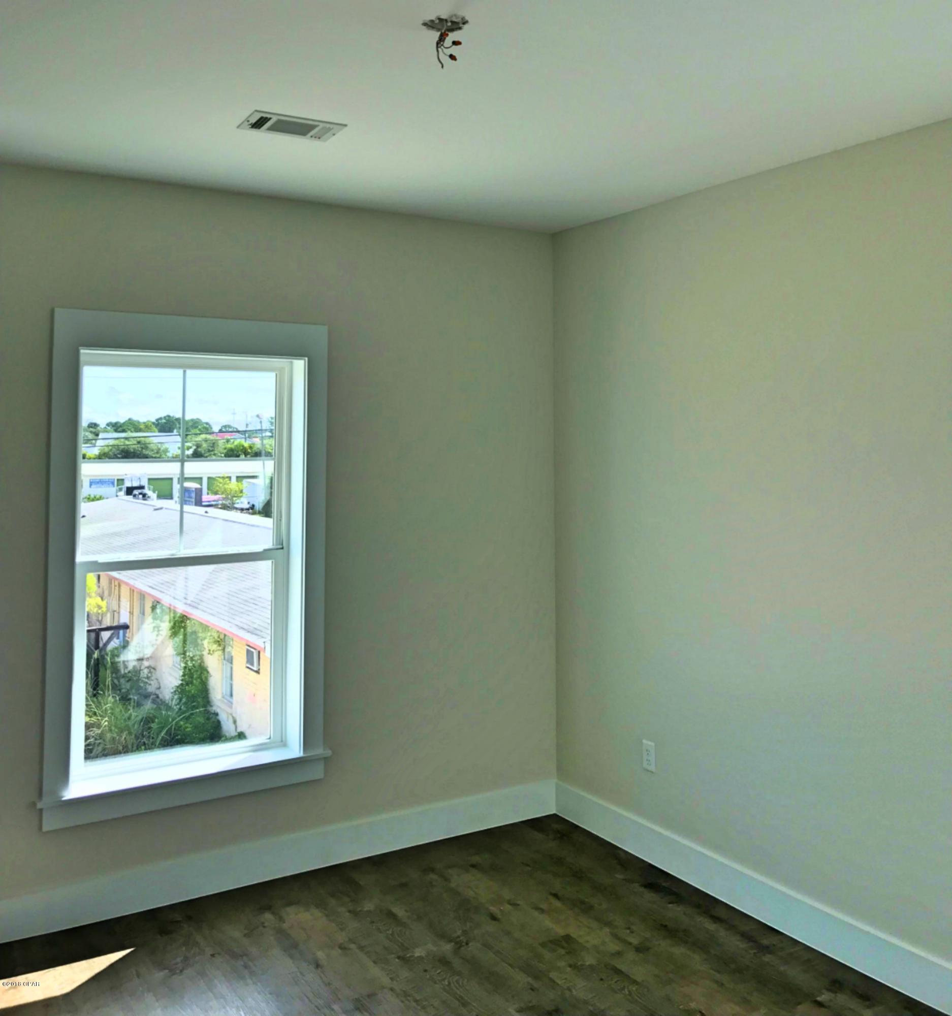 Gulf Lagoon Beach - Residential