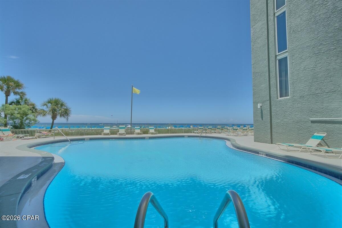 Long Beach Towers III - Residential