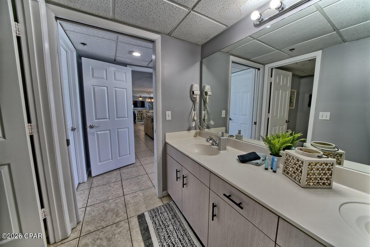 Long Beach Towers III - Residential