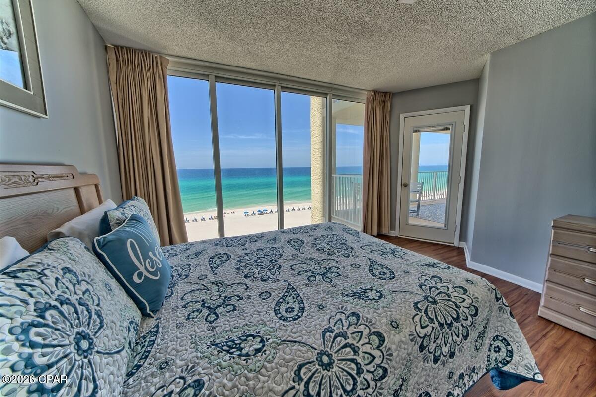 Long Beach Towers III - Residential