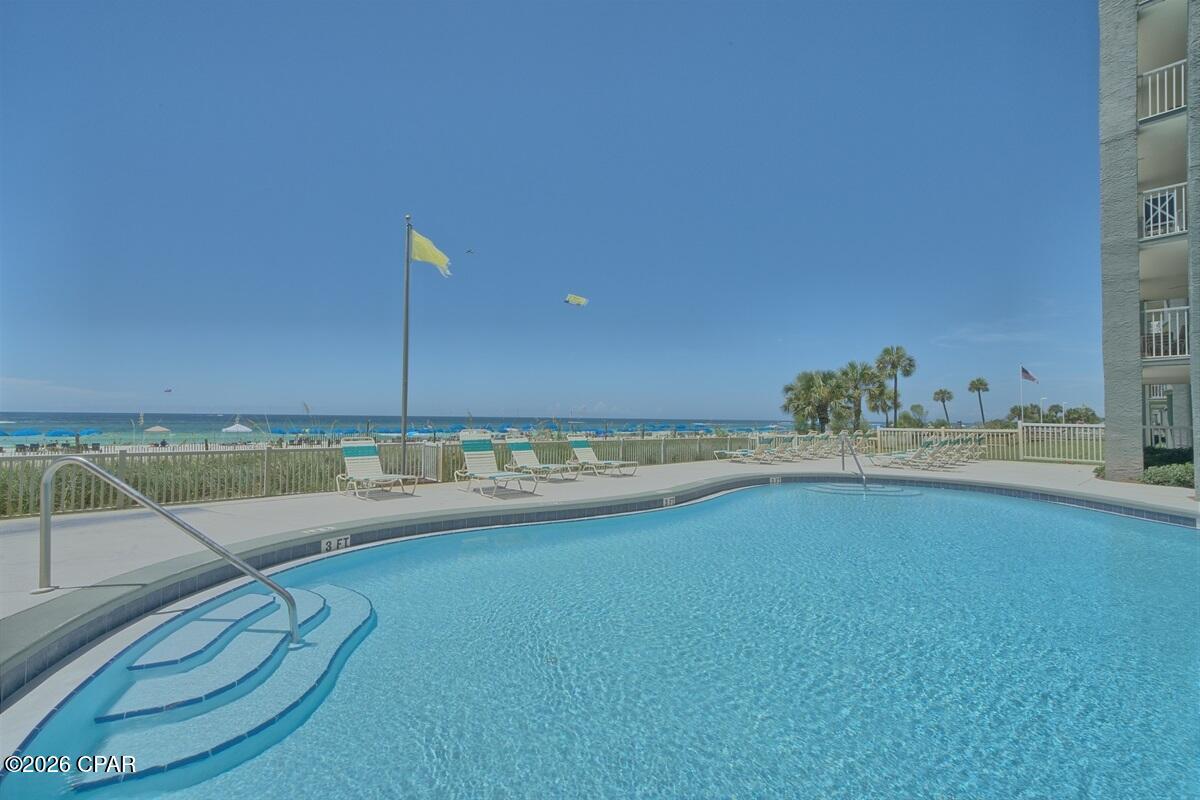 Long Beach Towers III - Residential